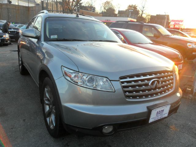 Infiniti FX45 2004 photo 3