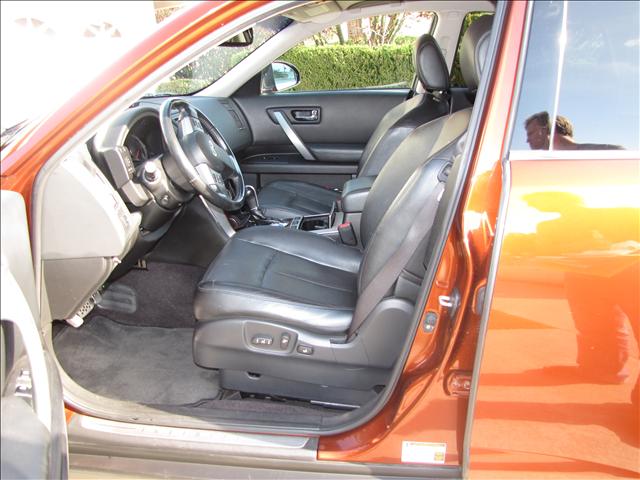Infiniti FX45 2006 photo 4