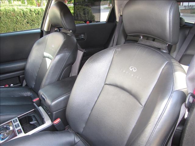 Infiniti FX45 2006 photo 5