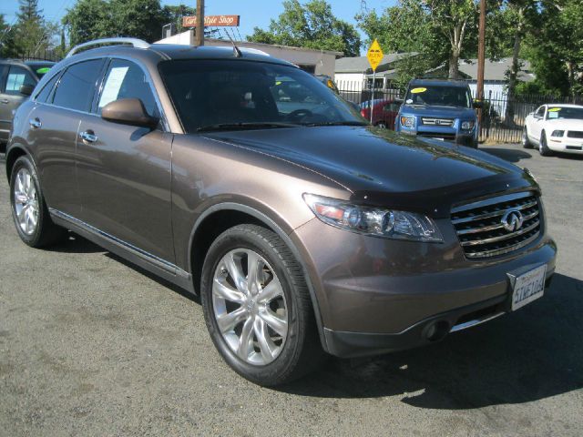 Infiniti FX45 2006 photo 4