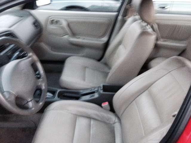 Infiniti G20 1999 photo 1