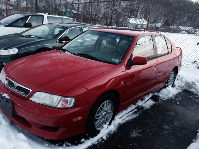 Infiniti G20 1999 photo 4