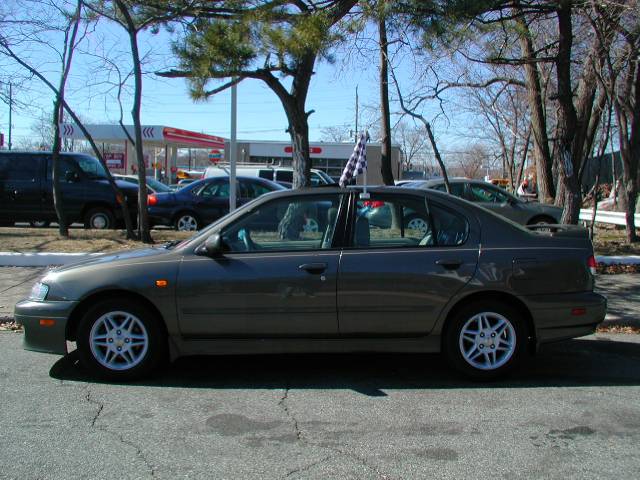 Infiniti G20 2000 photo 5