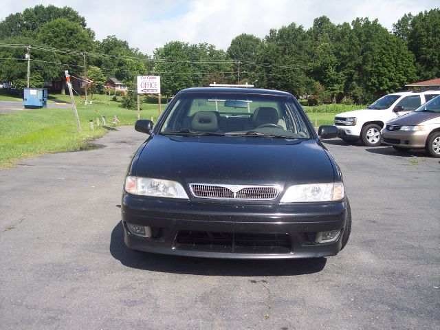 Infiniti G20 2001 photo 1