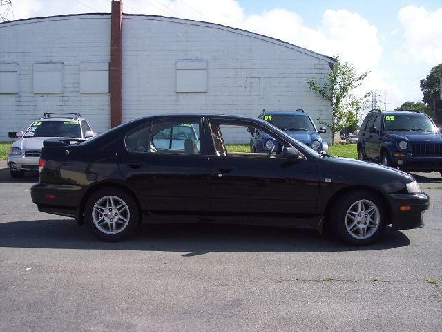 Infiniti G20 2001 photo 3