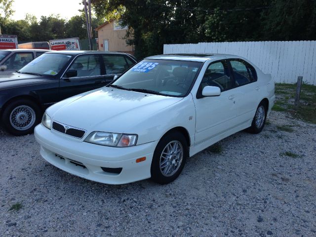 Infiniti G20 2001 photo 4