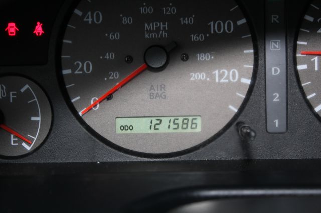 Infiniti G20 2001 photo 15