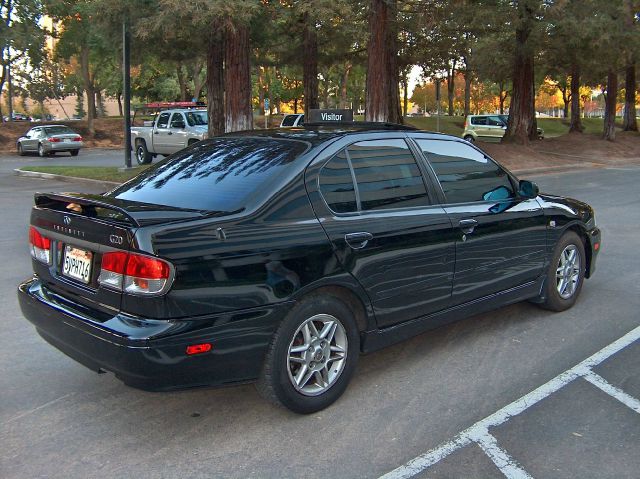Infiniti G20 2002 photo 3