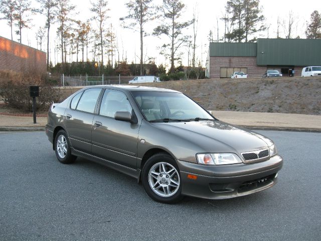 Infiniti G20 2002 photo 4