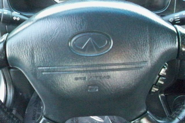 Infiniti G20 2002 photo 14