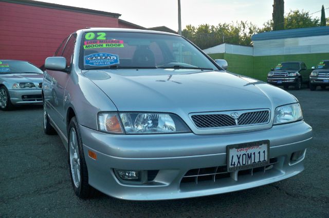 Infiniti G20 2002 photo 2