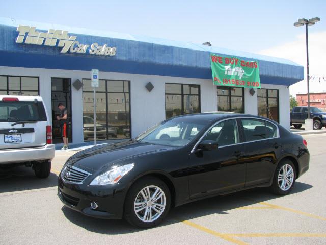 Infiniti G25 2011 photo 1