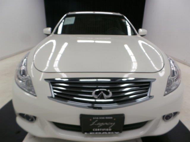 Infiniti G25x 2011 photo 2
