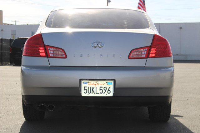 Infiniti G35 2003 photo 4