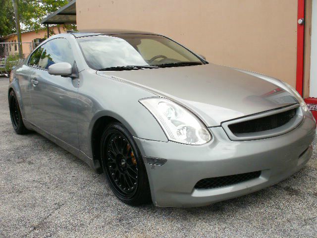 Infiniti G35 2003 photo 4