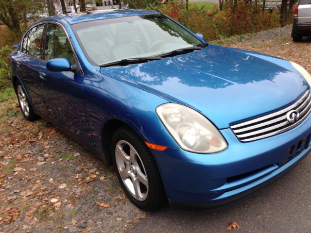 Infiniti G35 2003 photo 2