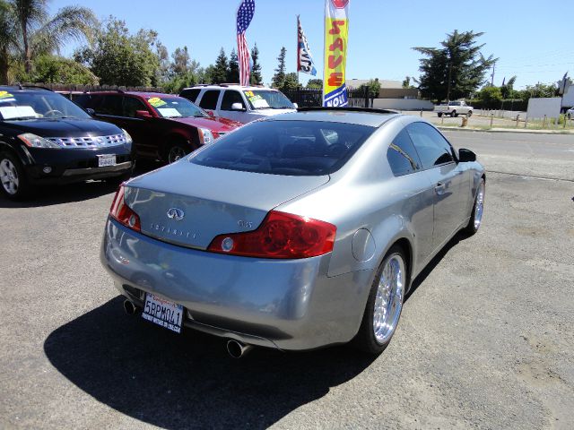 Infiniti G35 2003 photo 4