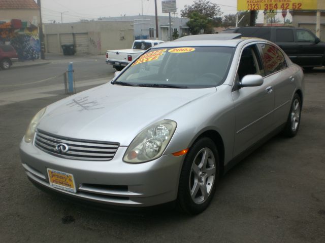 Infiniti G35 2003 photo 4