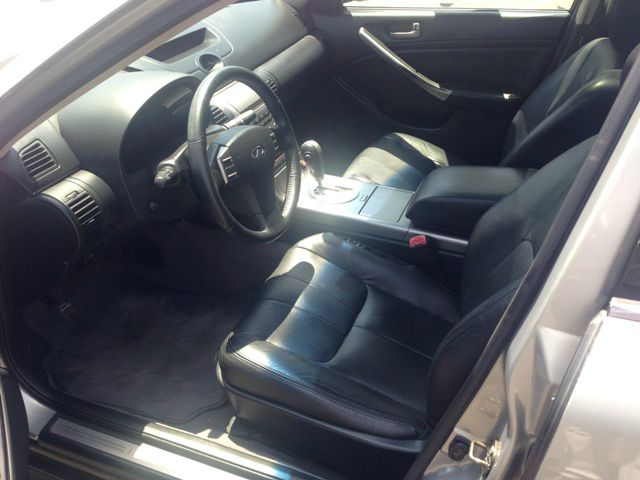Infiniti G35 2003 photo 2