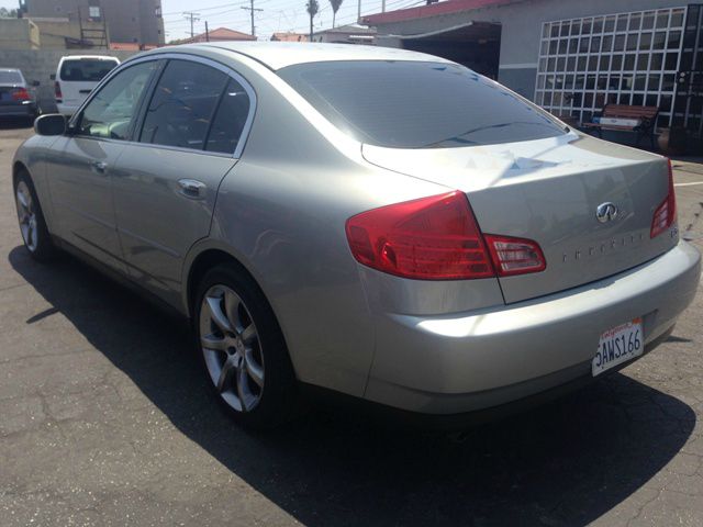 Infiniti G35 2003 photo 4