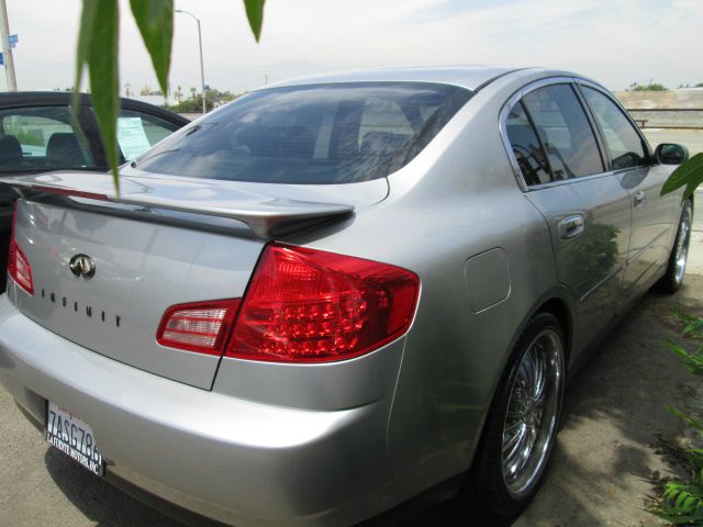 Infiniti G35 2003 photo 3