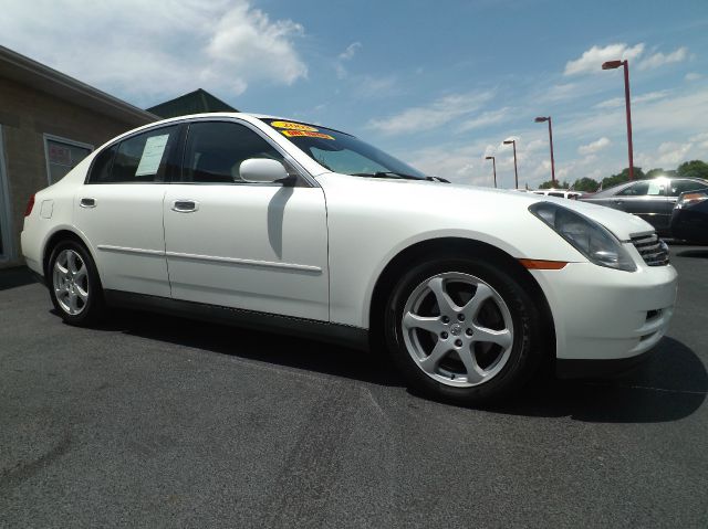 Infiniti G35 2003 photo 4