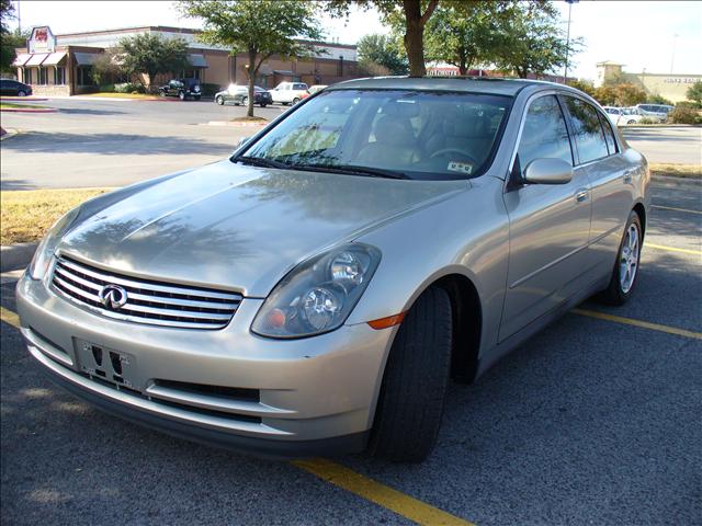 Infiniti G35 2003 photo 2