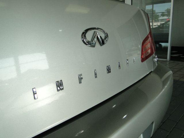 Infiniti G35 2003 photo 8