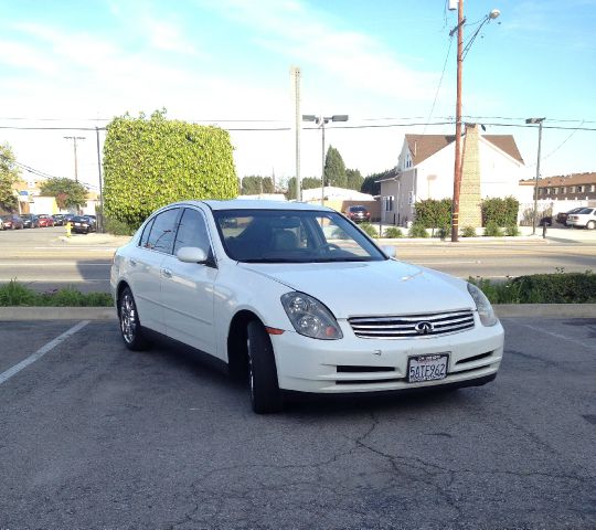 Infiniti G35 2003 photo 4