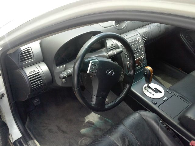 Infiniti G35 2003 photo 4