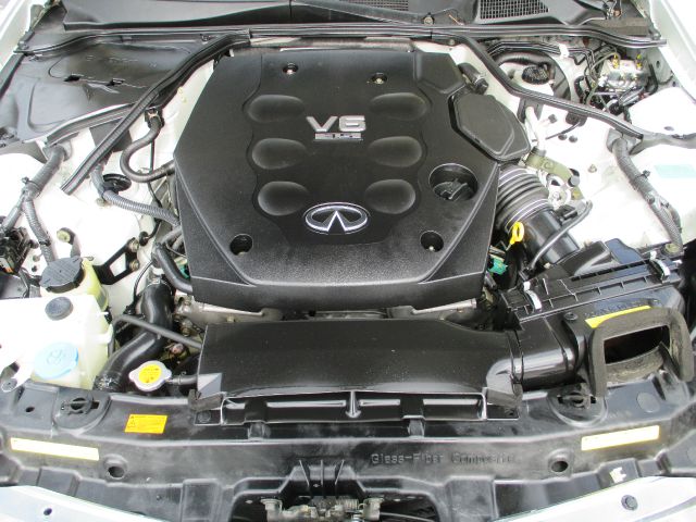 Infiniti G35 2003 photo 2