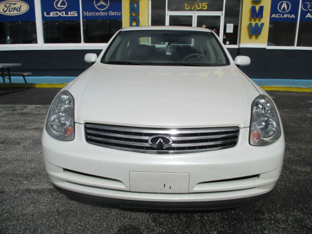 Infiniti G35 2003 photo 4