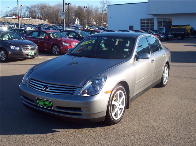 Infiniti G35 2004 photo 1