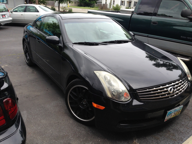 Infiniti G35 XB - ONE Owner Coupe