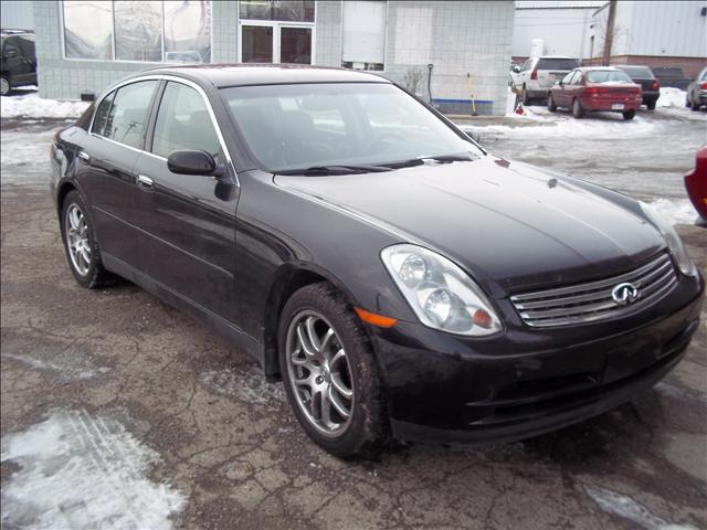Infiniti G35 2004 photo 1