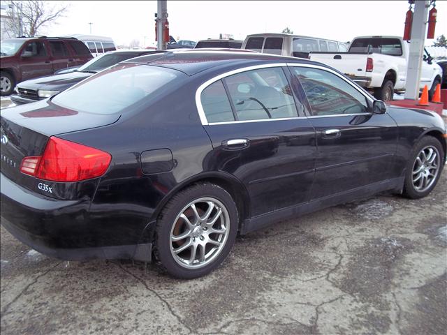 Infiniti G35 2004 photo 3