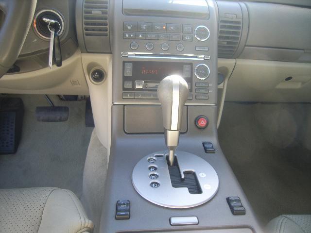 Infiniti G35 2004 photo 2