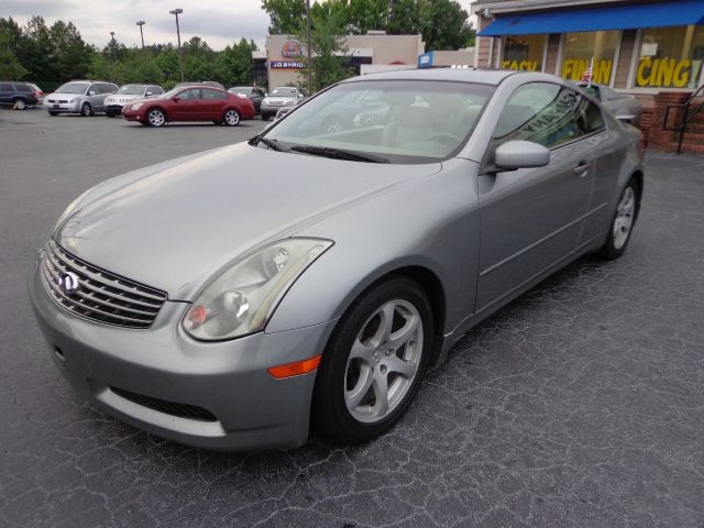 Infiniti G35 XB - ONE Owner Coupe