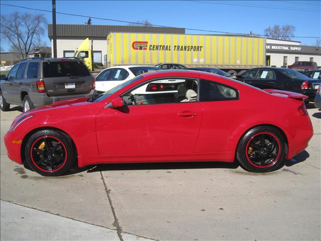 Infiniti G35 2004 photo 1