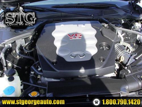 Infiniti G35 2004 photo 2