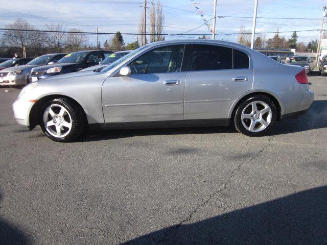 Infiniti G35 2004 photo 2