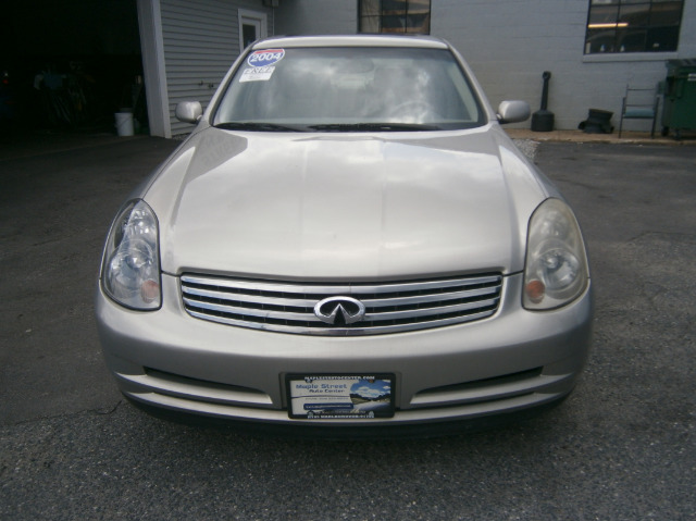 Infiniti G35 2004 photo 3