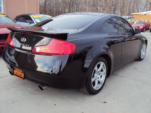 Infiniti G35 2004 photo 2