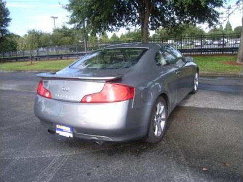 Infiniti G35 2004 photo 4