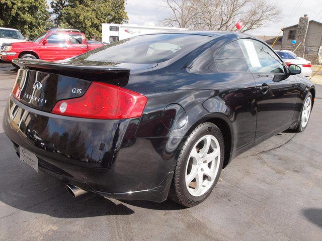 Infiniti G35 2004 photo 3