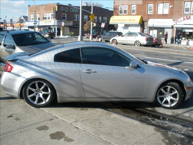 Infiniti G35 2004 photo 3