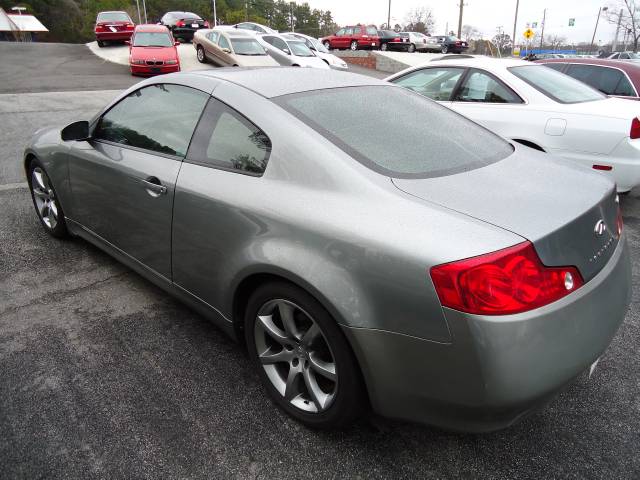 Infiniti G35 2004 photo 1