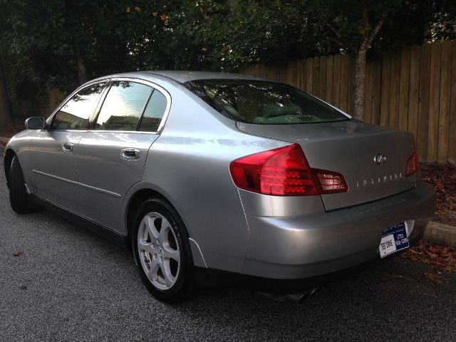 Infiniti G35 2004 photo 1