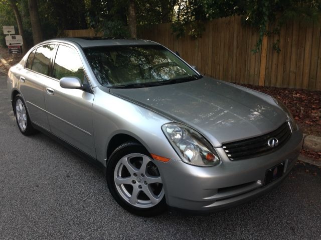 Infiniti G35 2004 photo 4