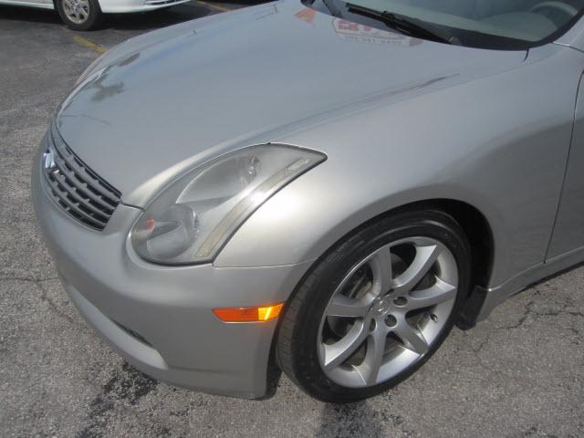 Infiniti G35 2004 photo 3